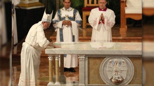 Pápež posvätil oltár katedrály najstaršej diecézy v Amerike