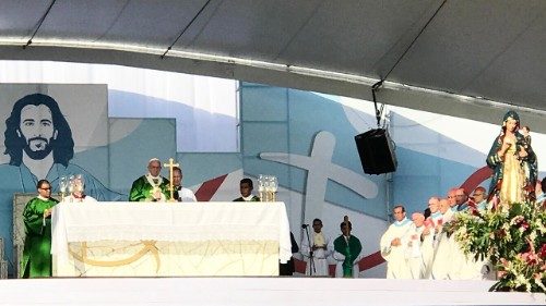 Il Papa alla Messa conclusiva della GMG: giovani non è sinonimo di "sala d'attesa"