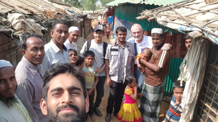 Sant'Egidio-Bangladesh profughi Rohingya2.jpg
