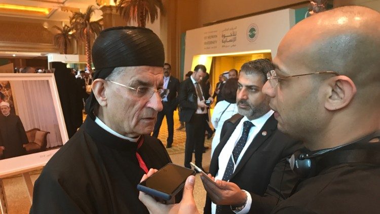 Kardinal Bechara Rai im Februar bei einem Besuch in Abu Dhabi