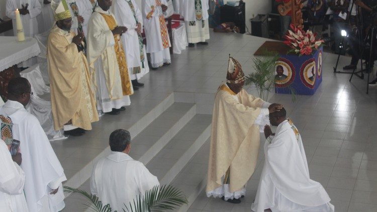 Dom António Juliasse Sandramo, Bispo Auxiliar de Maputo