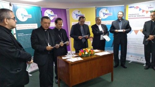 Centralidad de la Niñez: Iglesia Colombiana firma pacto por crianza con ternura