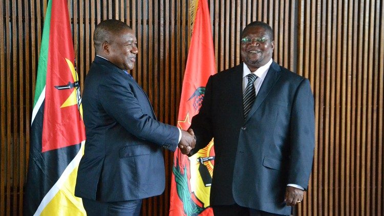 Presidente de Moçambique Filipe Jacinto Nyusi e o Presidente da Reamo Ossufo Momade