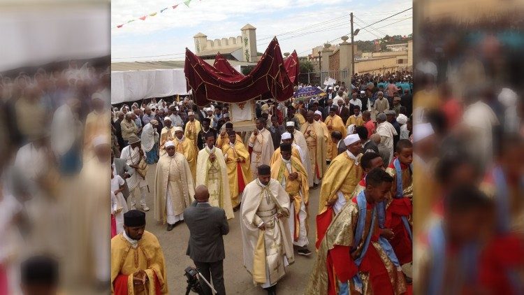 Katholiken in Eritrea bei einer Prozession