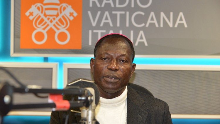 Mgr Théophile NARE, Evêque de Kaya/Burkina Faso(Photo de JP Bodjoko, SJ)