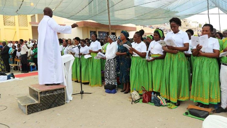An open-door Eucharist celebration in Lobito, Angola