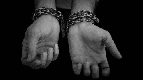 Urbańczyk: pena de morte deve ser abolida, por crimes graves não se deve violar proibição da tortura