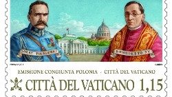 francobollo Vaticano ripristino relazioni santa sede polonia 100 anni.jpg