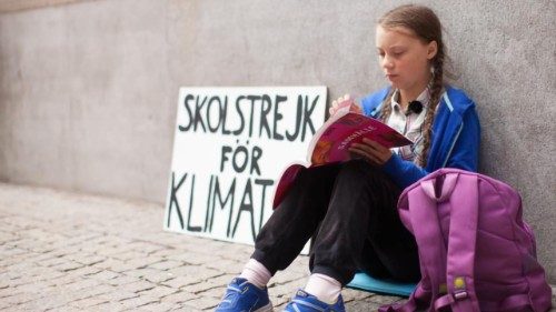 Convocados por Greta Thunberg jóvenes del mundo unidos clamando por el futuro del planeta
