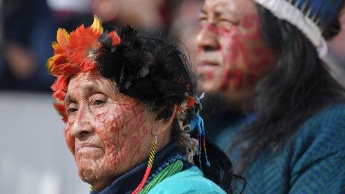 Amazonien: „Indigene sind der Pandemie schutzlos ausgeliefert”