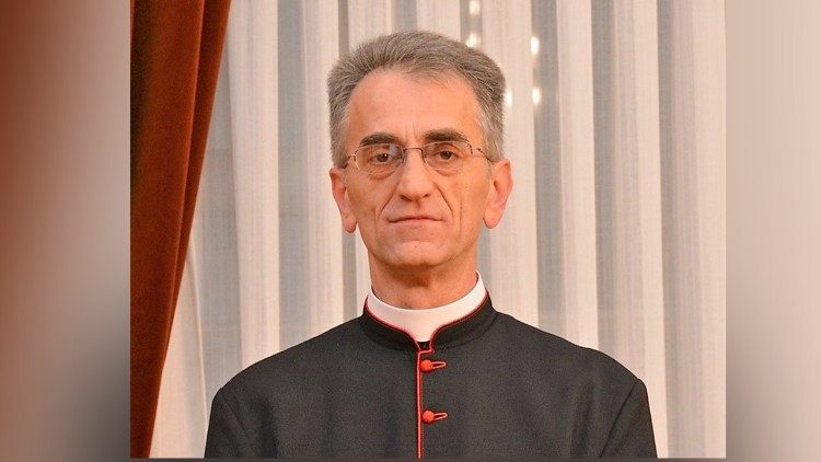 Biskup Ivan Ćurić