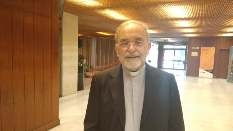 D. Anacleto Oliveira, Bispo de Viana do Castelo, Portugal 