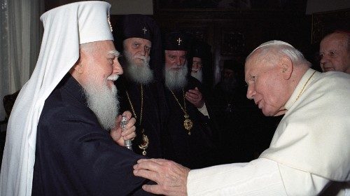 En mai 2002, saint Jean-Paul II fut le premier Pape à visiter la Bulgarie