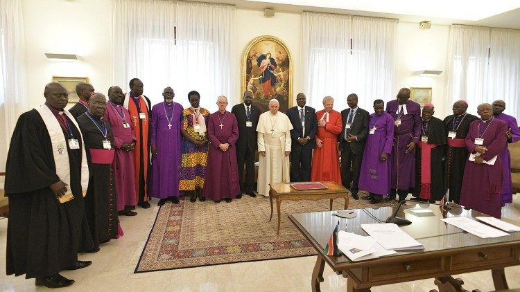 Papež Frančišek je po duhovnem odmiku sprejel 4. novembra 2019 v avdienco verske in politične voditelje Južnega Sudana.