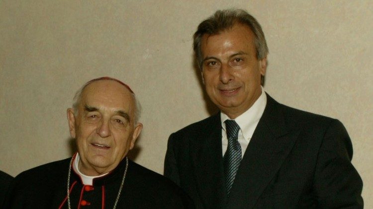 Il cardinale Roberto Tucci e Alberto Gasbarri