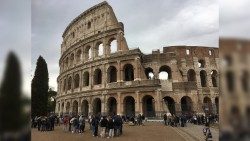 2019.04.16 Colosseo Via Crucis Palatino Leonardo di Porto Maurizio 01.jpg