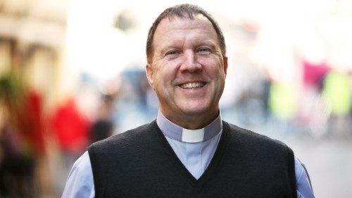 Radio Vatikan-Seelsorge geht weiter: Pfarrer Demmel im Interview