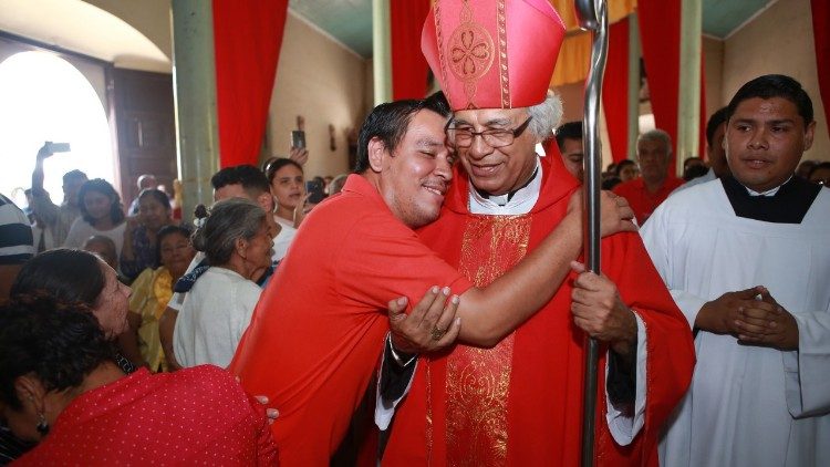 2019.04.26 Cardinale Brenes nella festa di San Marco in Nicaragua