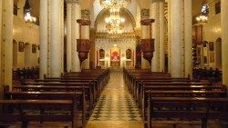 Virgin_Mary_Greek_Catholic_Cathedral_of_Aleppo_(interior).jpg