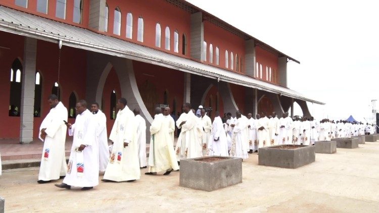 Inauguration de la cathédrale de Sangmelima au Cameroun, en avril 2019