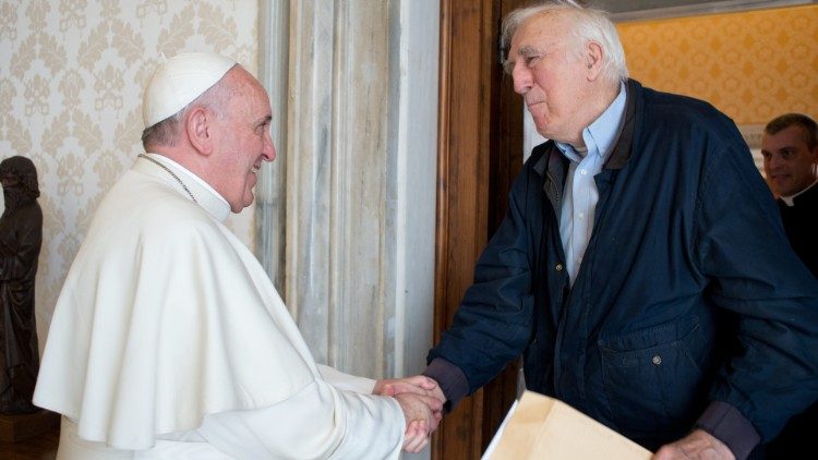 Påven Franciskus tog emot Jean Vanier i Vatikanen 21 mars 2014  