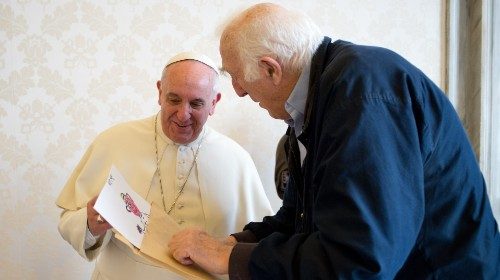 Le Pape rend hommage à Jean Vanier 
