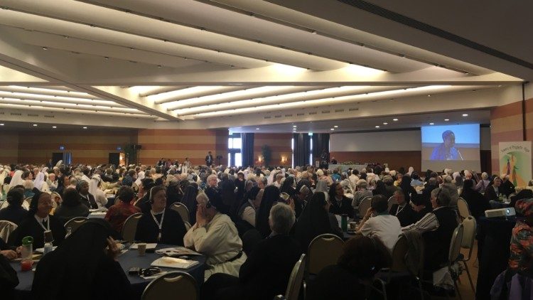 L'assemblée plénière de l'Union Internationale des Supérieures Générales, en mai 2019 à Rome.