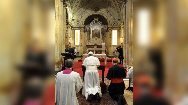 Ֆրանչիսկոս Պապ Վատիկանի Սանդ Աննա Եկեղեցւոյ մէջ 17 մարտ 2013-ին