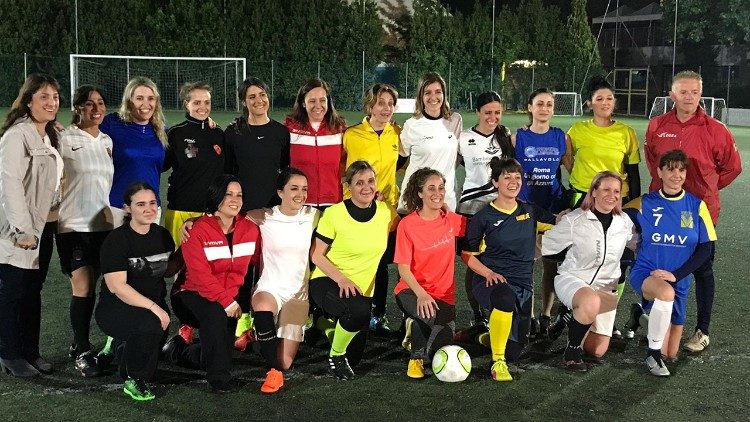 La squadra femminile di calcio del Vaticano 