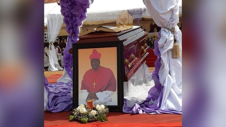 2019.05.30 Côte d'Ivoire:  Mgr Antoine Koné, évêque du diocèse d'Odienné, enterré le 29 mai 2019