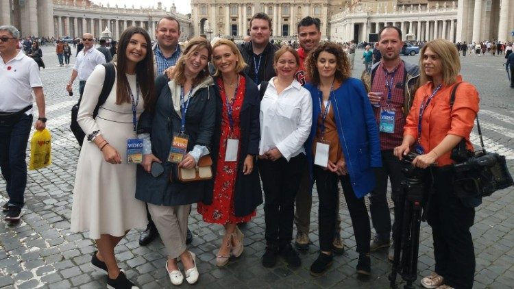 2019.05.30 Giornalisti dalla Romania e Ungheria che viaggiano col Santo Padre sul volo papale