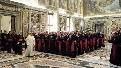 V Vatikanu srečanje papeških predstavnikov