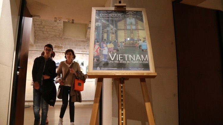 Paris: Triển lãm ảnh Giáo hội Công giáo Việt Nam