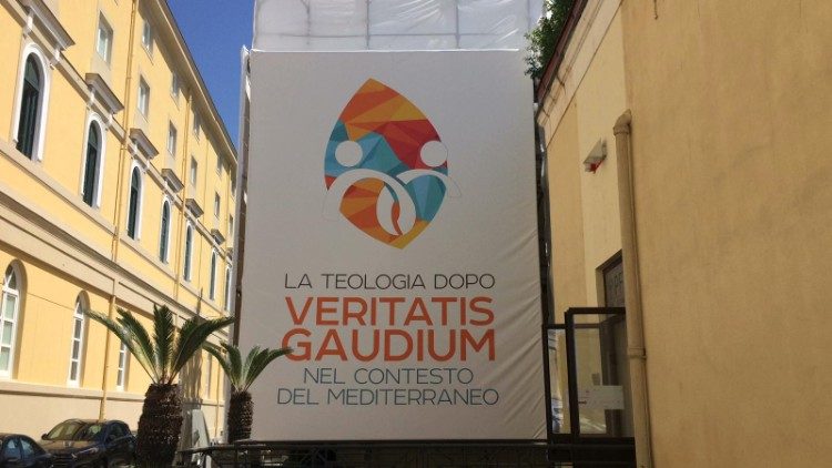 "Veritatis Gaudium" conference in Naples
