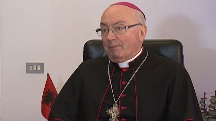  George Frendo arcivescovo di Tirana e presidente conferenza episcopale d'Albania