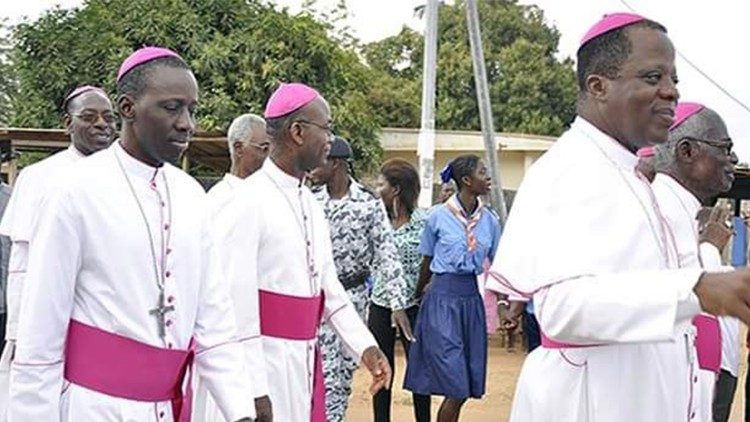 Bispos da Costa do Marfim