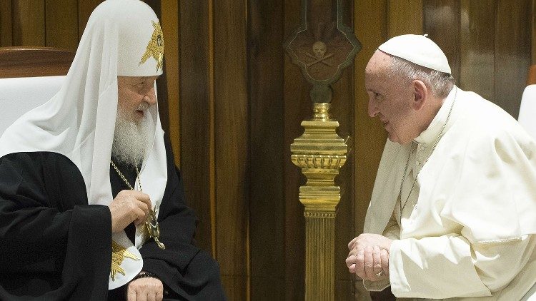 Un momento dell'incontro a L'Avana di Papa Francesco con il Patriarca Kirill (12 febbraio 2016)