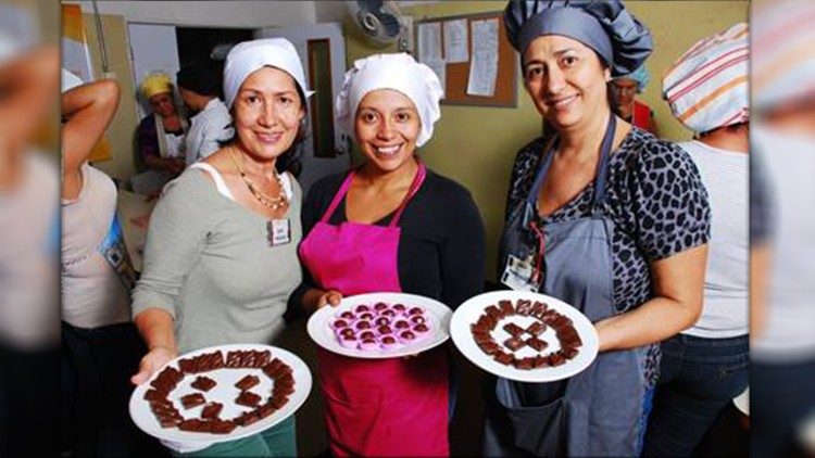Venezuela fabbrica cioccolato prodotti 2AEM.jpg