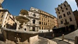 Chiesa dei Santi Sergio e Bacco in piazza Madonna dei Monti a Roma.jpg