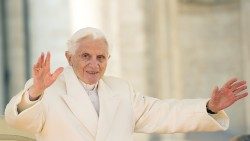 2019.07.13 Papa Emerito Benedetto XVI 01.jpg