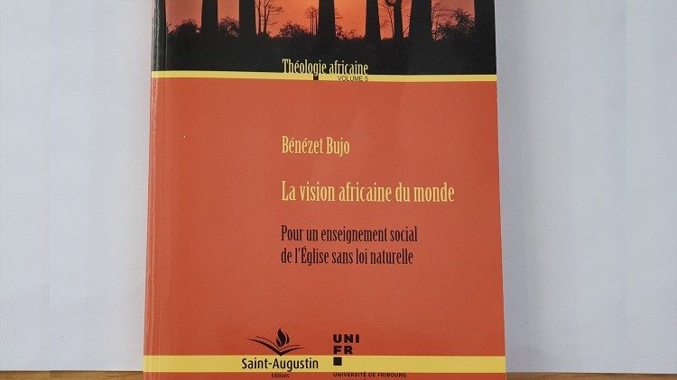 Couverture du livre de l’Abbé Bénézet Bujo, "La vision africaine du monde" (Ph.: JP Bodjoko, SJ/Vaticannews)