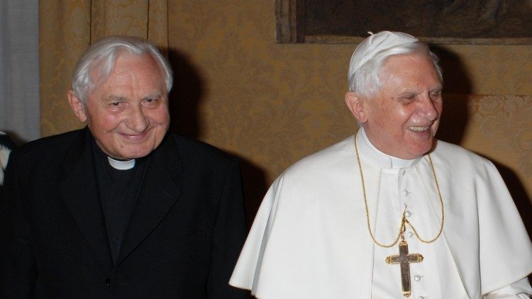 2019.07.24 Benedetto XVI - con il fratello George Ratzinger