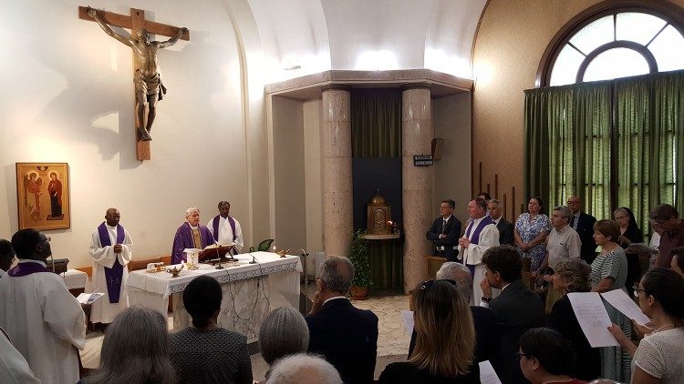 P. Federico Lombardi SJ szentmisét mutat be P. Borgomeo halálának tizedik évfordulója alkalmából
