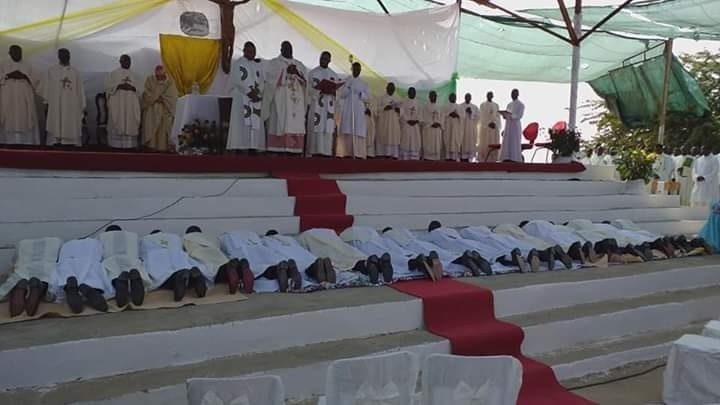 Ordenações diaconais e sacerdotais na diocese de Benguela, em Angola