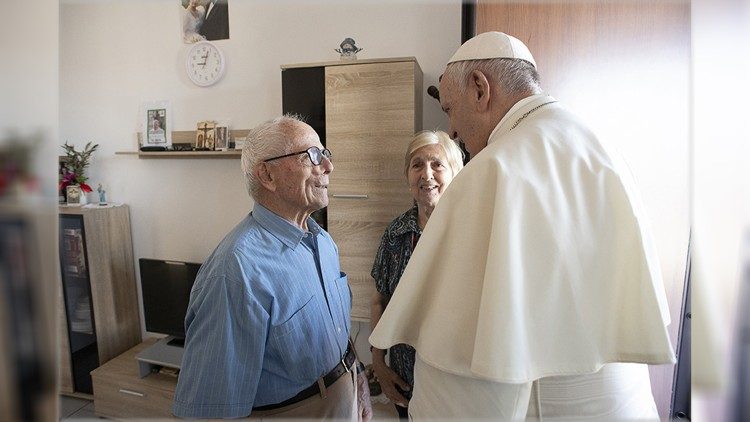 Papa Francisc a înregistrat o parte din Rugăciunea pentru Ziua bunicilor din 2021