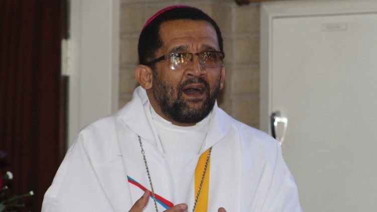 D. Sithembele Sipuka, Bispo de Mthatha e Presidente da Conferência Episcopal da África do Sul