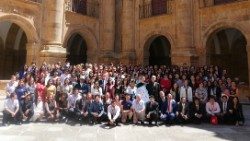 ParlamentoUniversalJuventud_fotogrupo.jpg