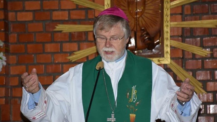 Monsignor Eugenio Coter nell'Amazzonia boliviana