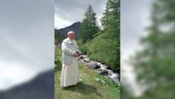 2019.08.17 Giovanni Paolo II in montagna - AOSTA1997.jpg