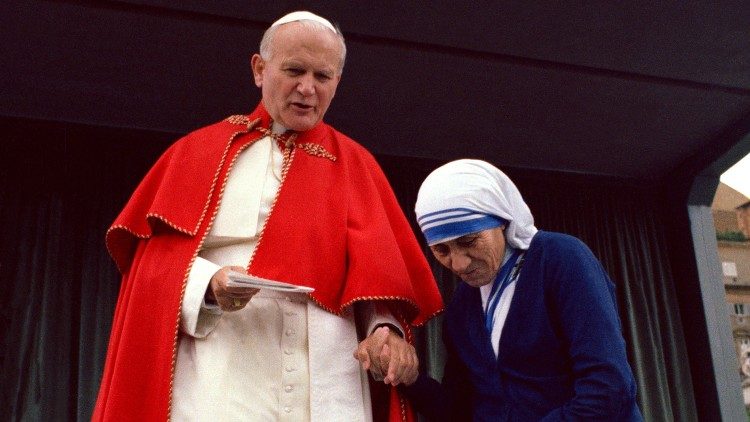 Jonas Paulius II ir Motina Teresė 1983 m.